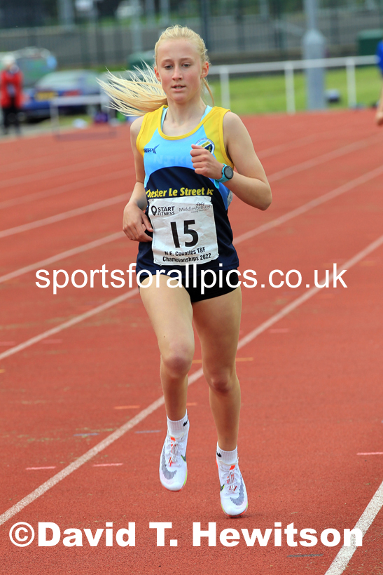 Women and Girls 1500 metres, 2022 North Eastern Track and Field Champs., Middlesbrough. David T. Hewitson/Sports for All Pics